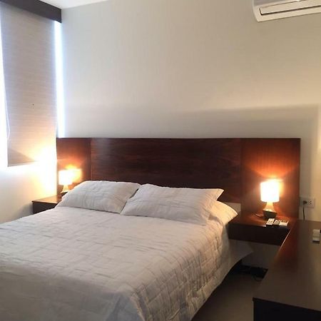 Hermoso Y Unico Apartamento Moderno, En Pleno Centro De Santa Cruz, Con Netflix Wi-Fi De 60 Mb, Estacionamiento Gratis Y Ac En Todos Los Ambientes Santa Cruz de La Sierra Luaran gambar