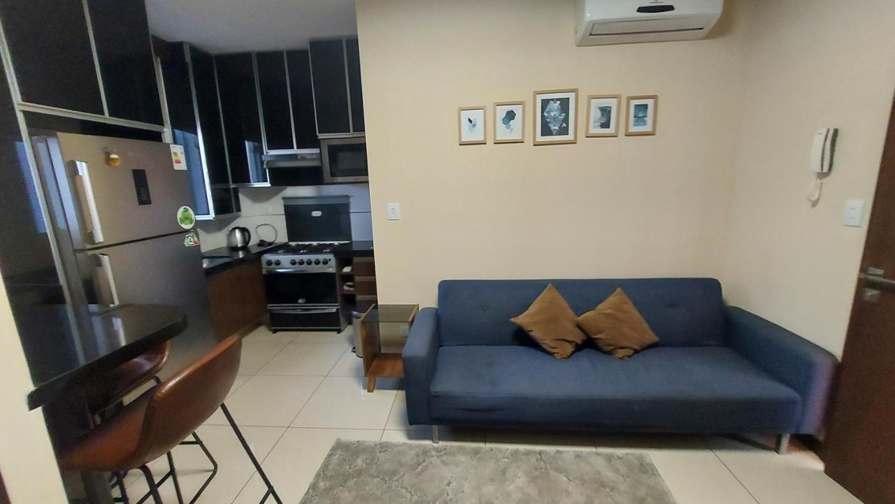 Hermoso Y Unico Apartamento Moderno, En Pleno Centro De Santa Cruz, Con Netflix Wi-Fi De 60 Mb, Estacionamiento Gratis Y Ac En Todos Los Ambientes Santa Cruz de La Sierra Luaran gambar