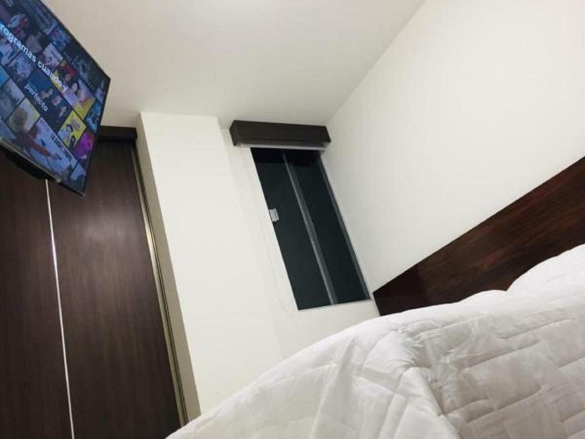 Hermoso Y Unico Apartamento Moderno, En Pleno Centro De Santa Cruz, Con Netflix Wi-Fi De 60 Mb, Estacionamiento Gratis Y Ac En Todos Los Ambientes Santa Cruz de La Sierra Luaran gambar