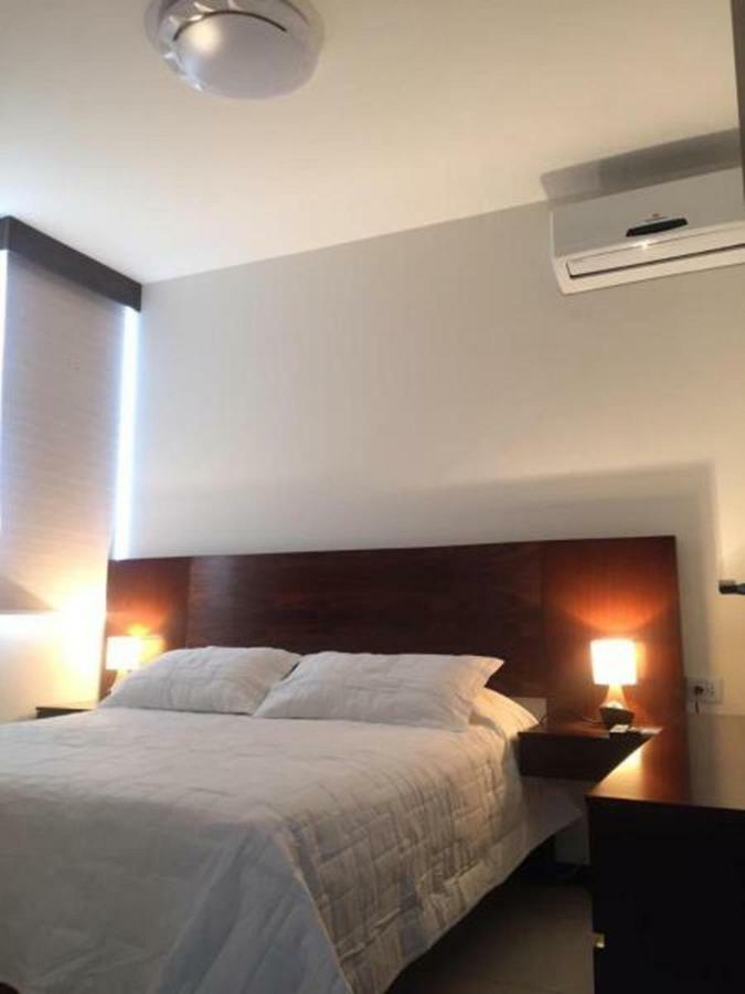 Hermoso Y Unico Apartamento Moderno, En Pleno Centro De Santa Cruz, Con Netflix Wi-Fi De 60 Mb, Estacionamiento Gratis Y Ac En Todos Los Ambientes Santa Cruz de La Sierra Luaran gambar